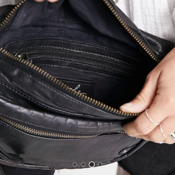 🔥SOLD -not for sale- Free People - BLACK Leather Archer Chain Sling Bag - Picture 13 of 15